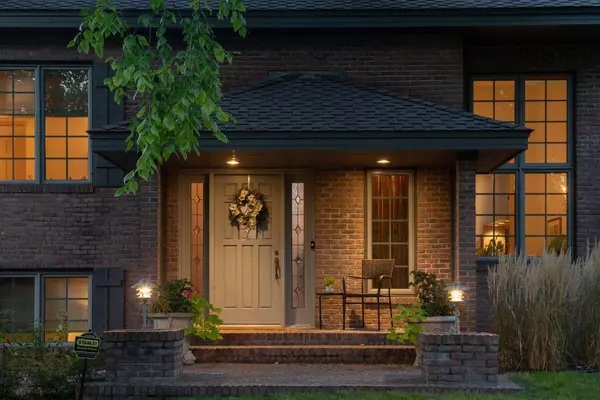 Wayzata, MN 55391,461 Peavey LN