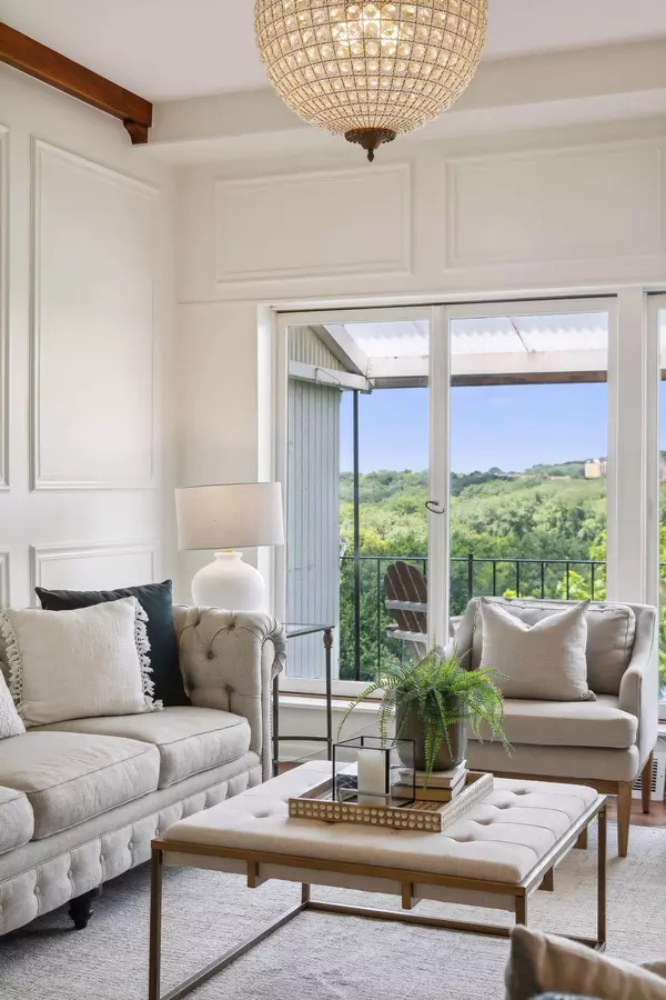 Lilydale, MN 55118,1127 Sibley Memorial HWY #4