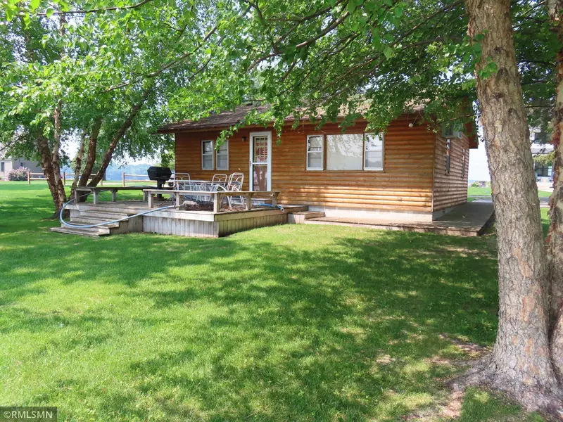 9485 Jeske AVE NW, Annandale, MN 55302