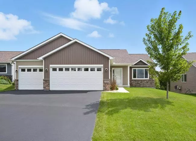 Watertown, MN 55388,856 Hickory Curve