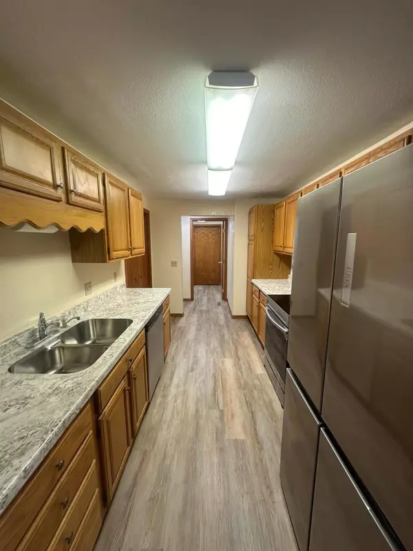 Marshall, MN 56258,1103 Horizon DR #2