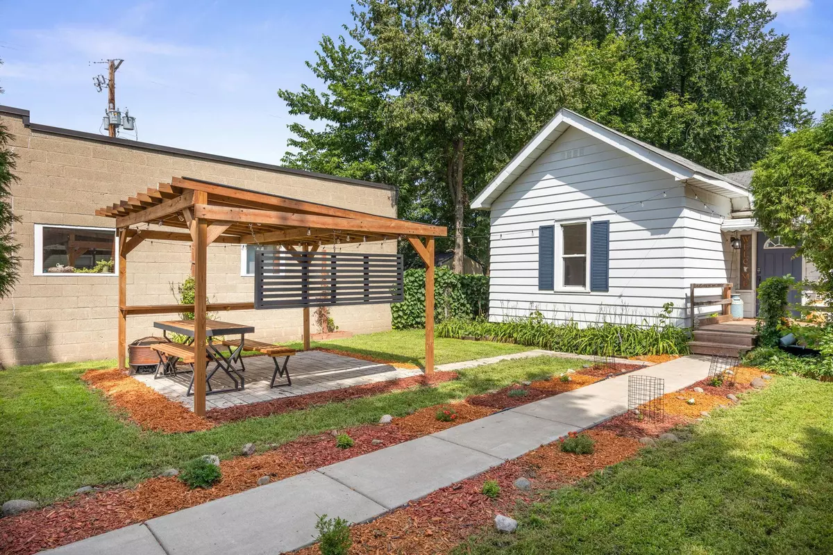 Minneapolis, MN 55406,3015 36th AVE S