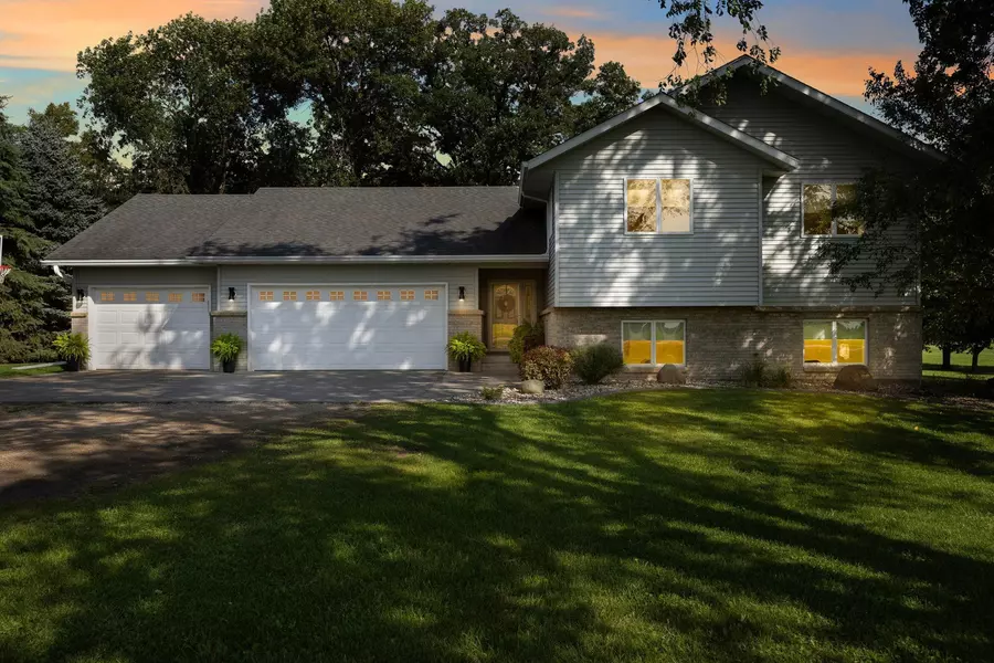 22242 Pheasant CT, Hutchinson Twp, MN 55350