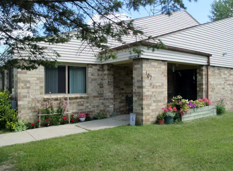 107 Edgewood ST, New York Mills, MN 56567