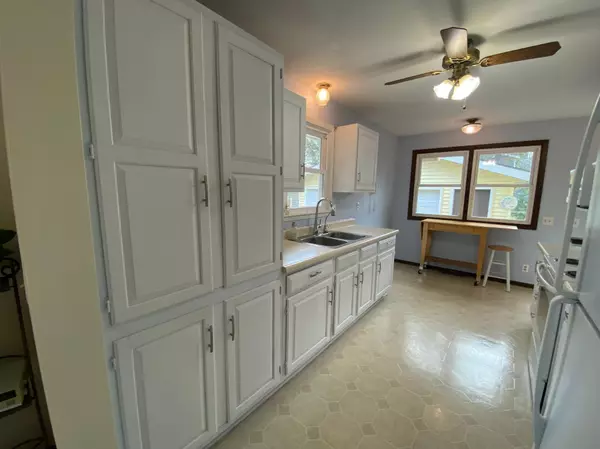 Worthington, MN 56187,1926 Cedar AVE