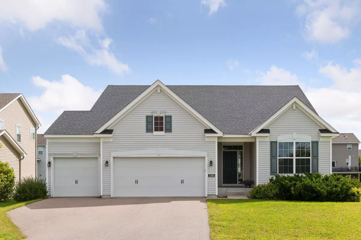 Waconia, MN 55387,1285 Pinehill BLVD