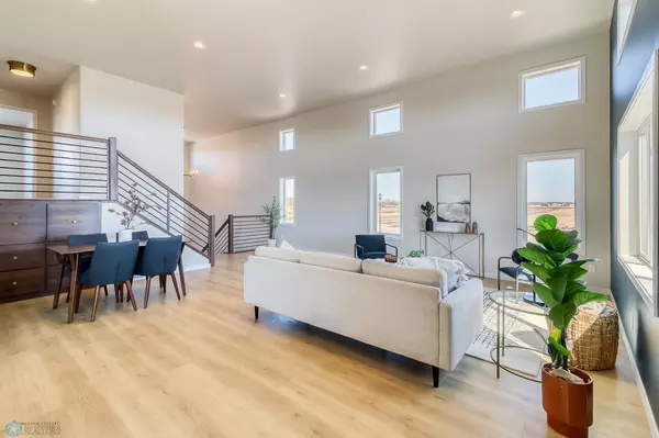West Fargo, ND 58078,6159 Martin LN W