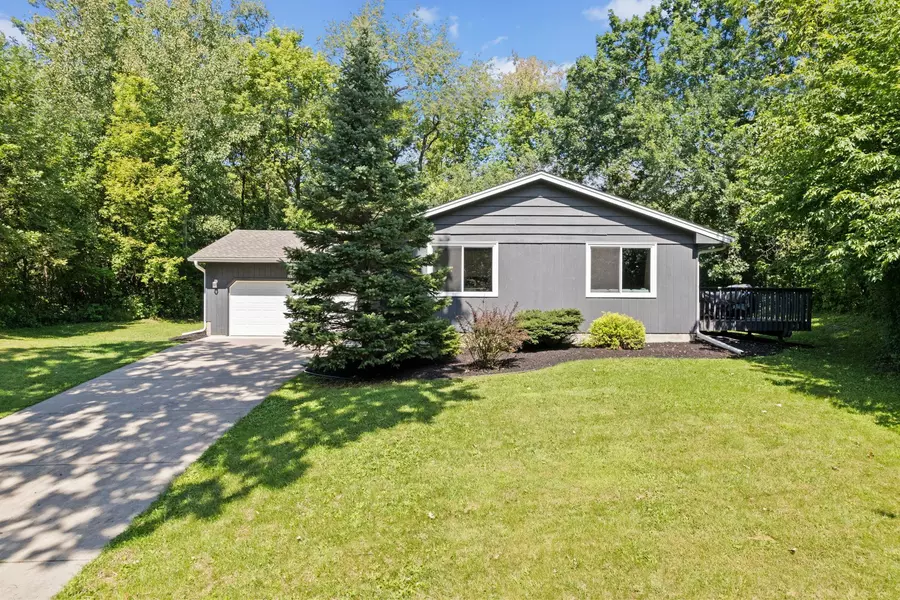 2655 128th ST W, Rosemount, MN 55068