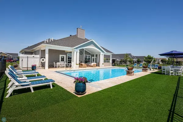 West Fargo, ND 58078,5108 Mira WAY W