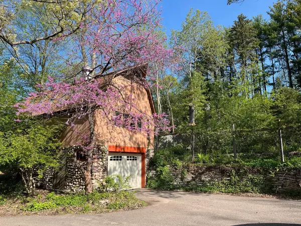 Minnetonka, MN 55345,5338 Highland RD