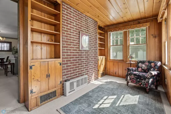 Fargo, ND 58102,1321 4th ST N