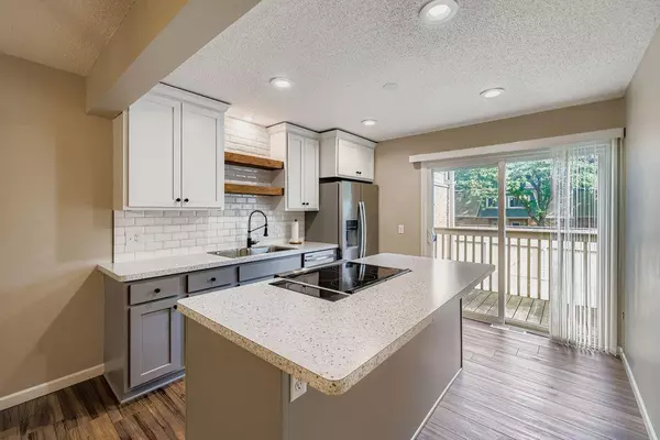 Saint Louis Park, MN 55426,7307 W Franklin AVE