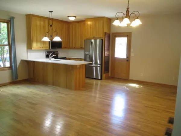 Saint Cloud, MN 56303,1403 8th AVE N