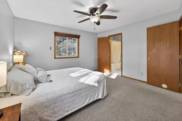 Cambridge, MN 55008,2835 Laurel ST S