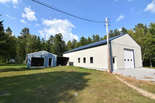 Walhalla Twp, MN 56623,627 School Forest RD SW