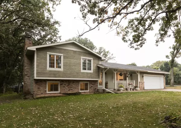 12175 42nd ST SE, Clear Lake, MN 55319