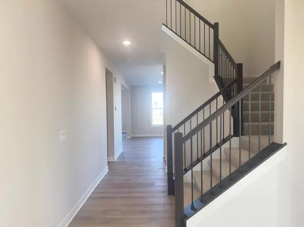 Maple Grove, MN 55311,18250 102nd PL N