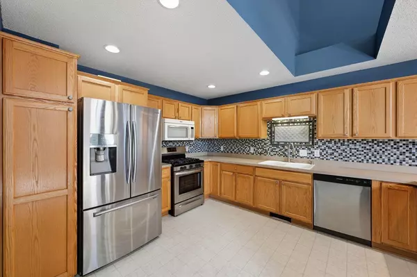 3823 Larabee AVE NE, Saint Michael, MN 55376