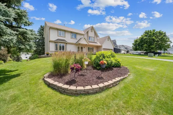 Woodbury, MN 55125,8980 Highland CIR