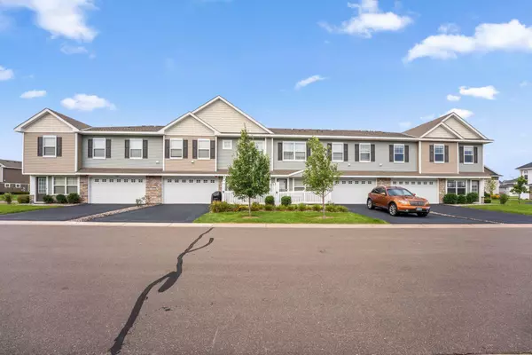 Lino Lakes, MN 55038,7255 Fall DR