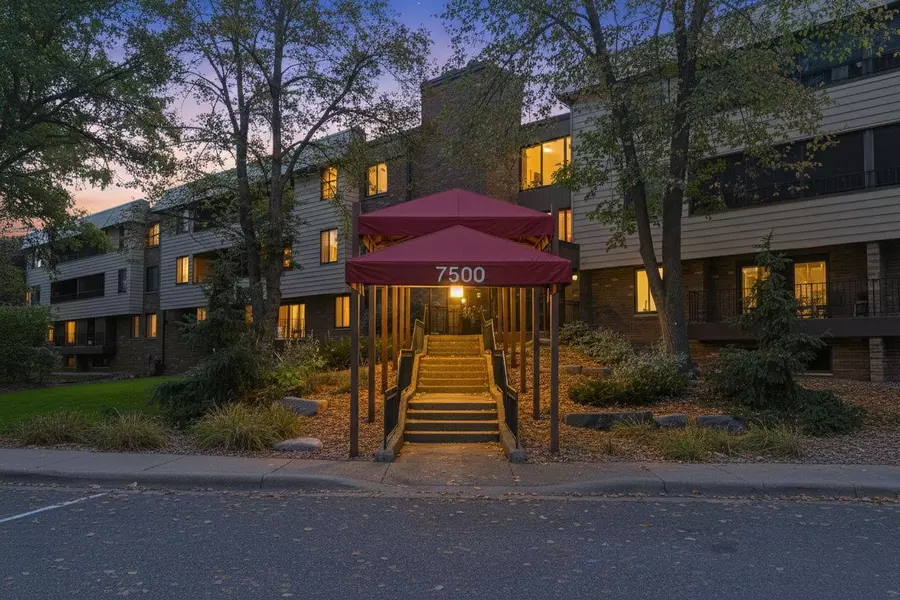 7500 Cahill RD #109C, Edina, MN 55439