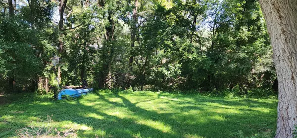 Rochester, MN 55906,2115 E River RD NE