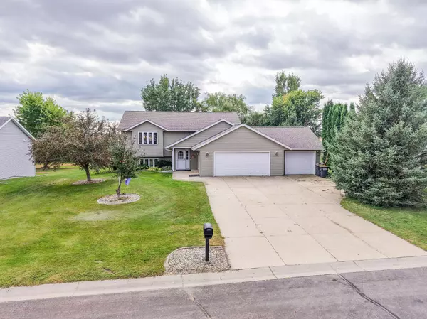 Lake Crystal, MN 56055,131 Charlotte Dr