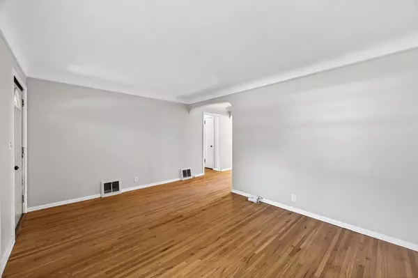 Minneapolis, MN 55430,5106 Aldrich AVE N