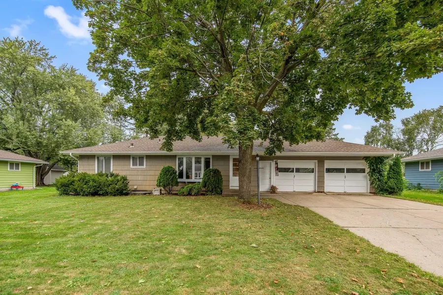 3545 148th ST W, Rosemount, MN 55068