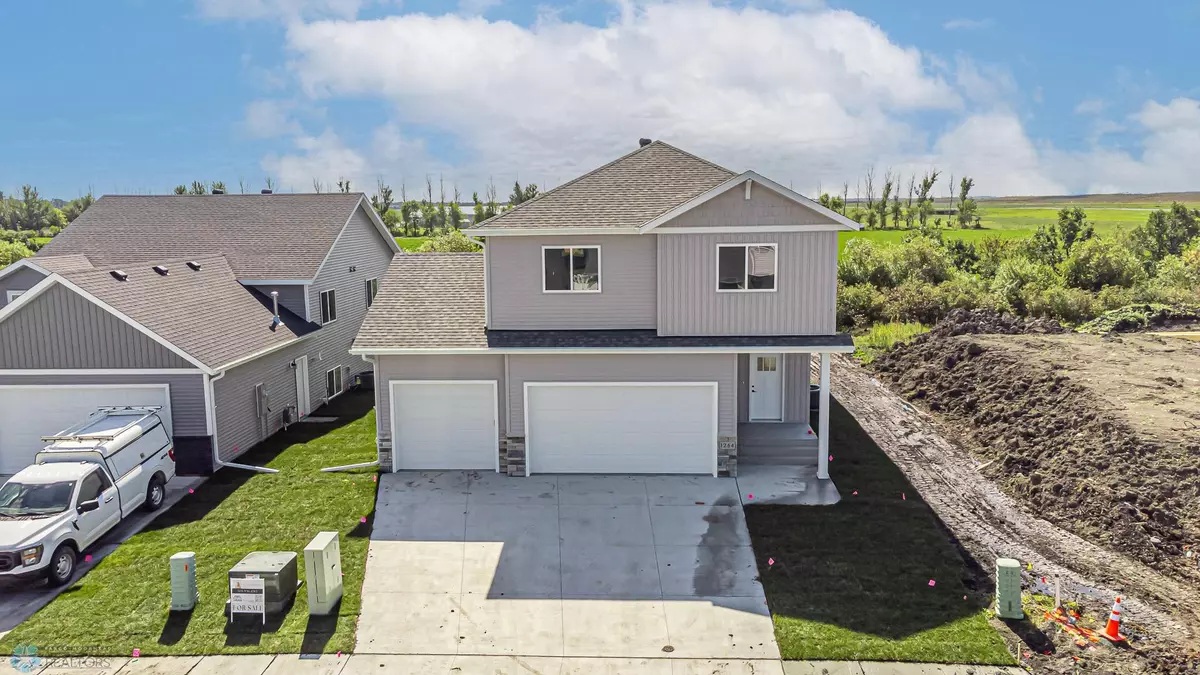 West Fargo, ND 58078,1264 Marlys DR W