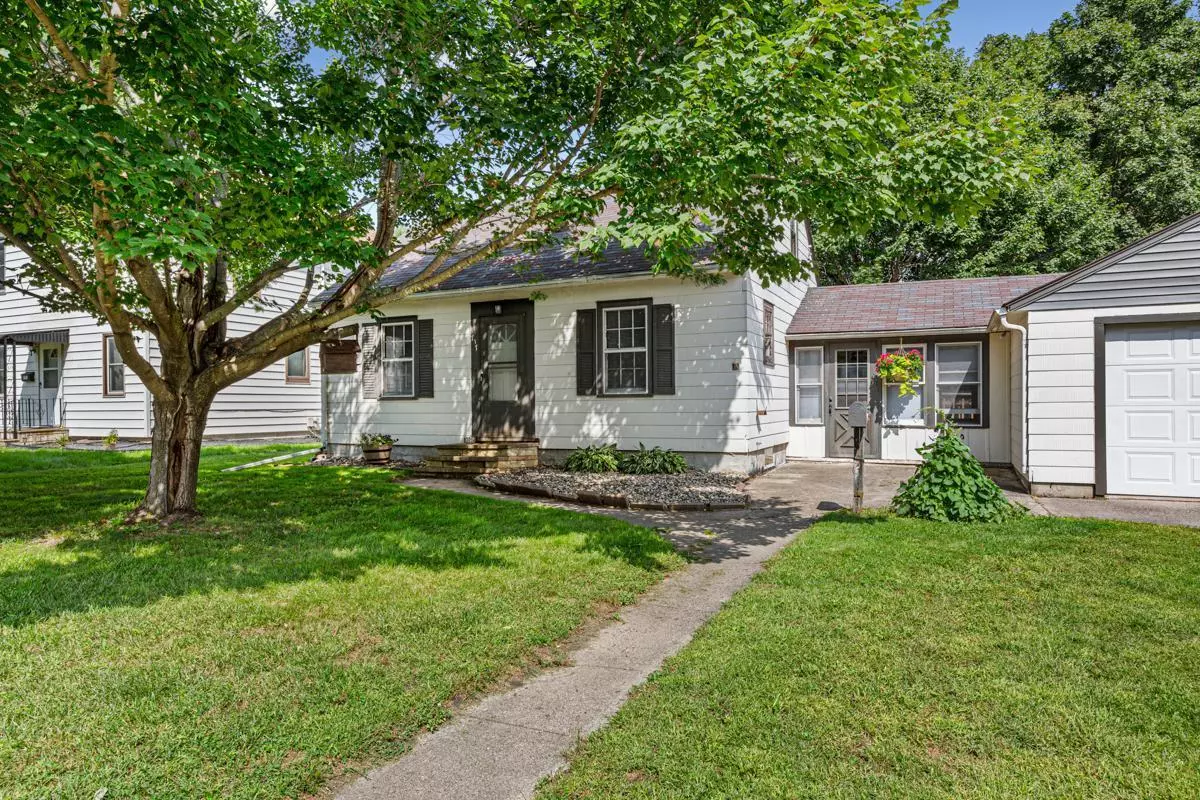 Saint Peter, MN 56082,717 Chatham ST