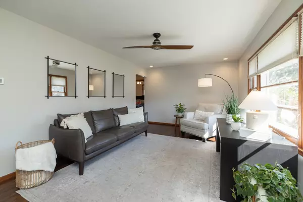 Bloomington, MN 55420,9708 4th AVE S