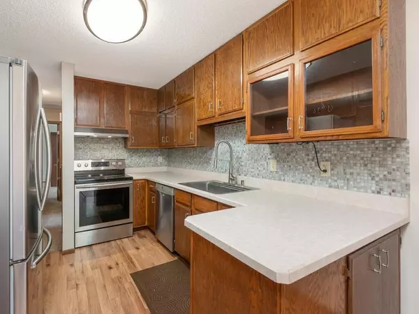 Minnetonka, MN 55343,5348 Beachside Drive