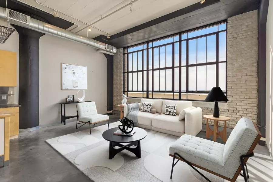 2929 Chicago AVE #1220, Minneapolis, MN 55407