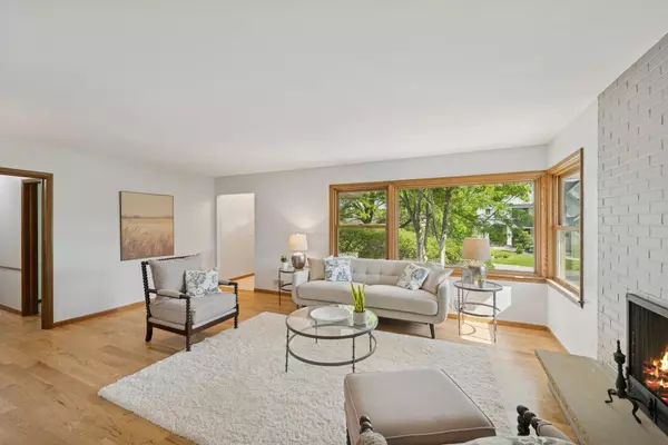 Edina, MN 55436,5209 W 61st ST