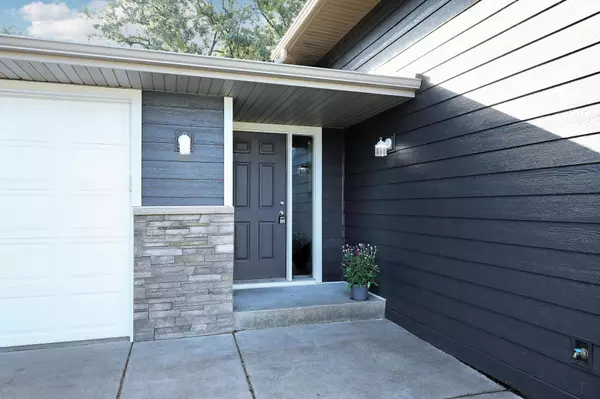 14545 Round Lake BLVD NW, Andover, MN 55304