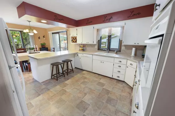 Waite Park, MN 56387,445 Aberdeen DR