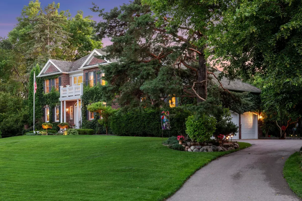 Plymouth, MN 55446,16465 45th AVE N