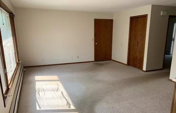Hudson, WI 54016,631 13th ST S
