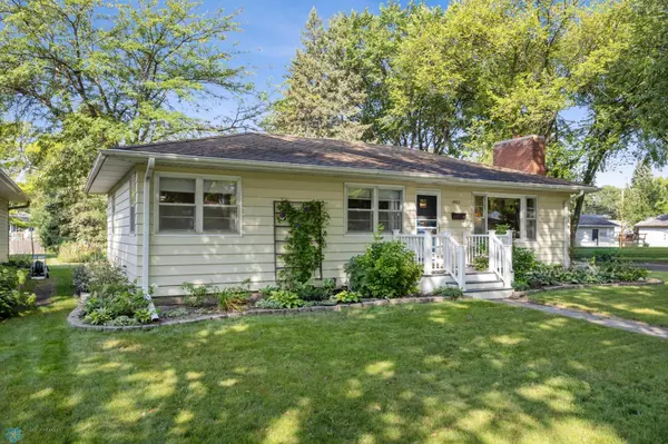 Moorhead, MN 56560,1803 6th ST S