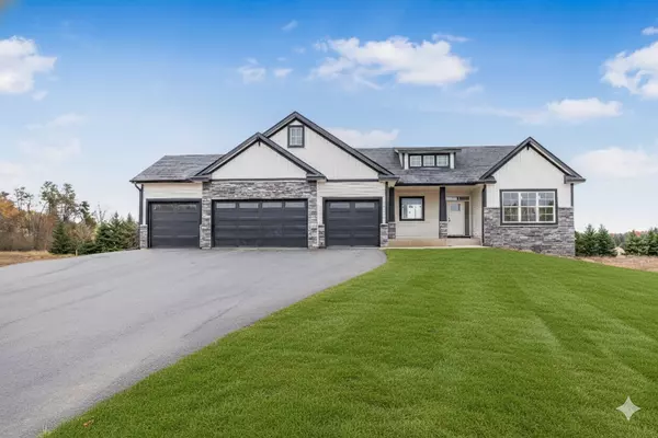 21207 Tippecanoe ST NE, East Bethel, MN 55011