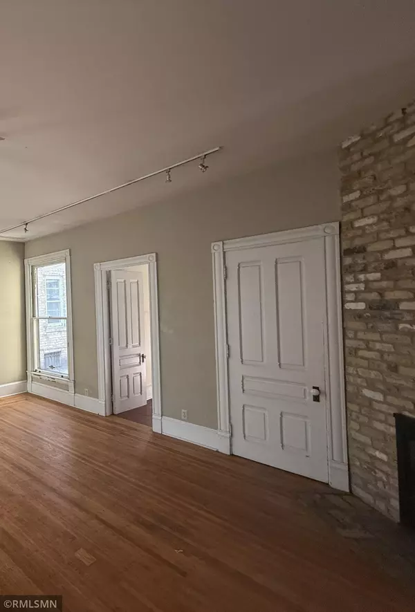 Minneapolis, MN 55404,2420 Stevens AVE