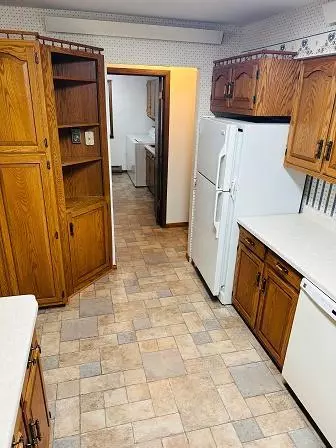 Clara City, MN 56222,75 4th ST NW