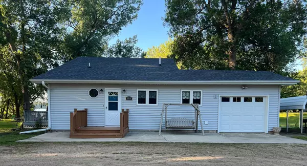 2319 Cottonwood Lake DR, Windom, MN 56101