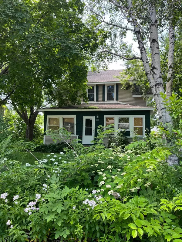 Saint Cloud, MN 56303,435 29th AVE N