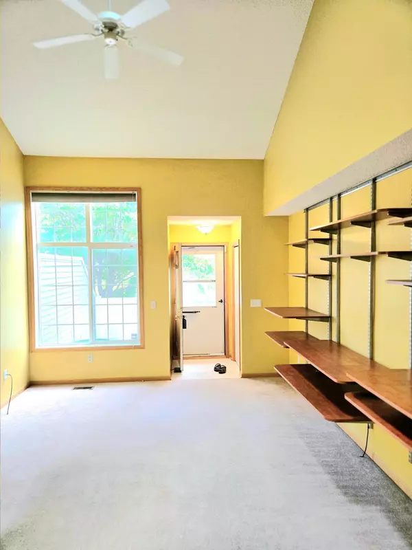 Blaine, MN 55449,8795 Hastings CIR NE