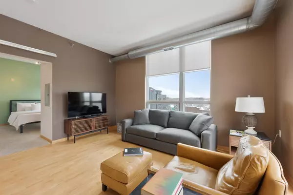 Minneapolis, MN 55408,1211 Lagoon AVE #508