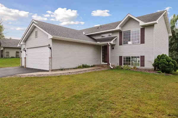 Shakopee, MN 55379,2326 Mathias RD