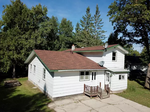 Roseau, MN 56751,606 9th AVE SE