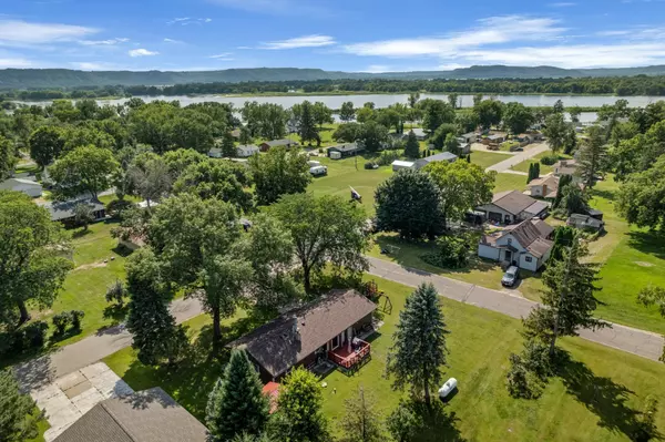 Buffalo City, WI 54622,296 W 20th ST